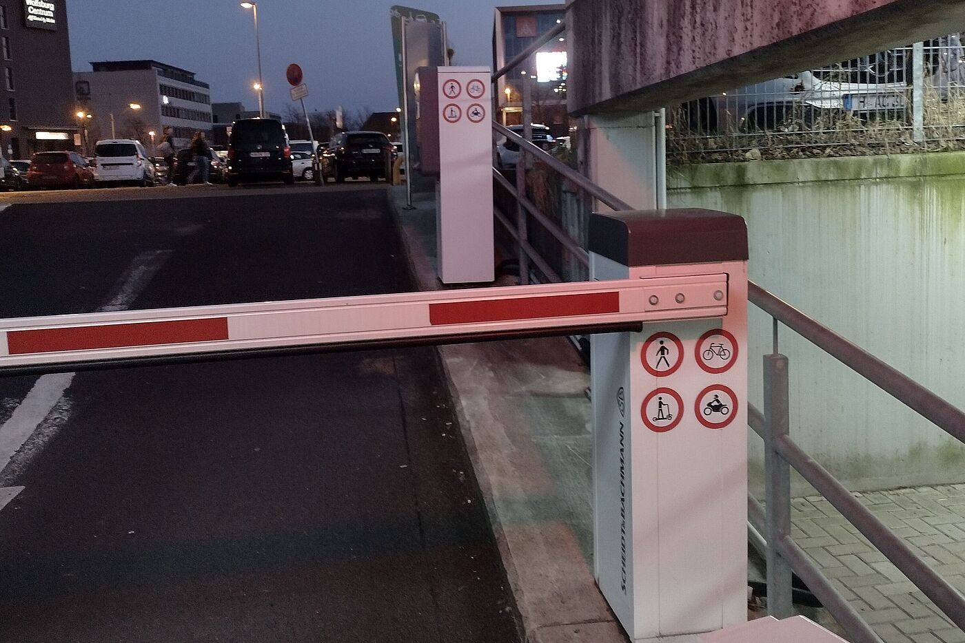 über Rampe verboten